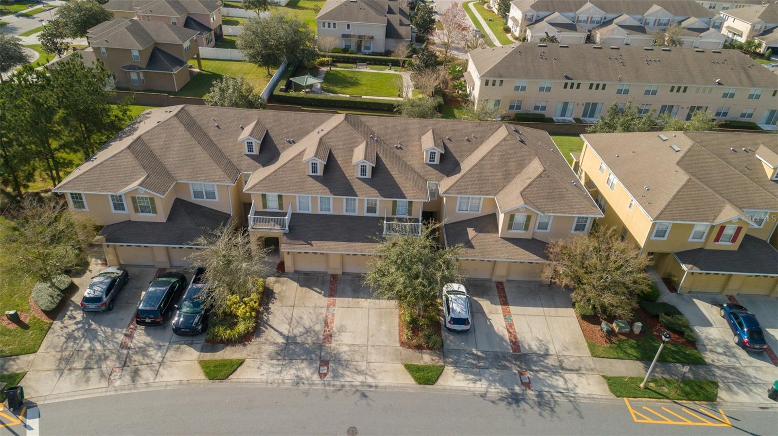 13942 Dove Wing Court, FL