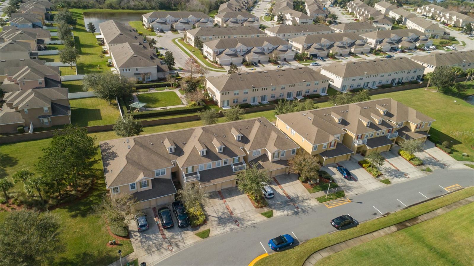 13942 Dove Wing Court, FL