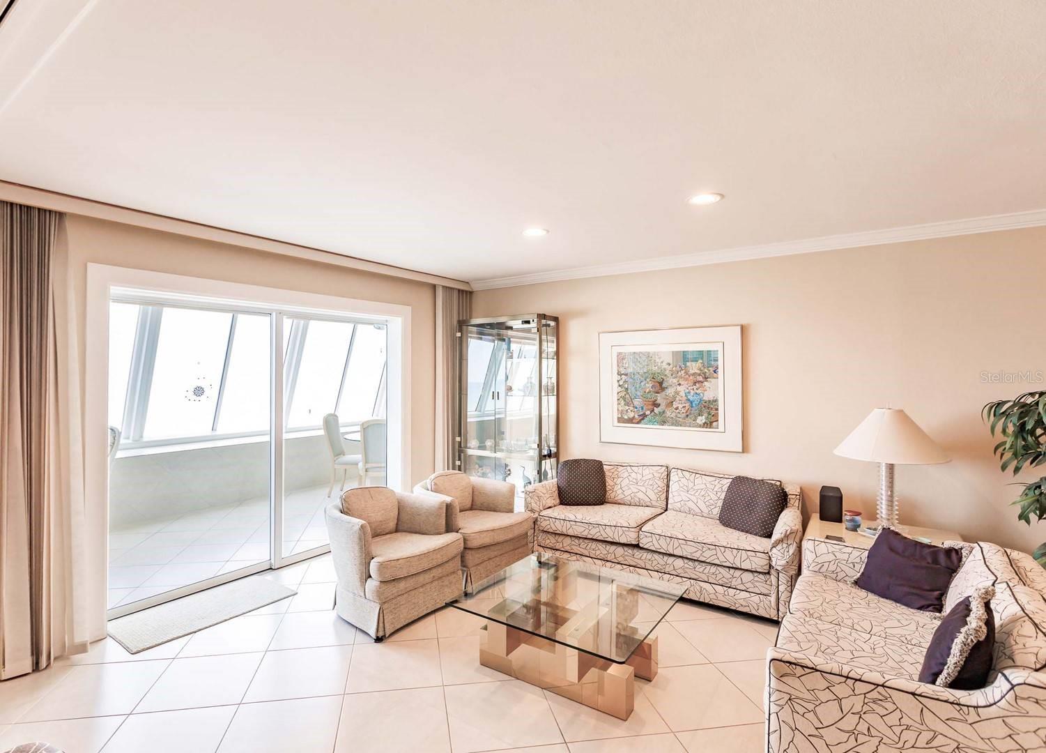 1055 Peppertree Drive, FL