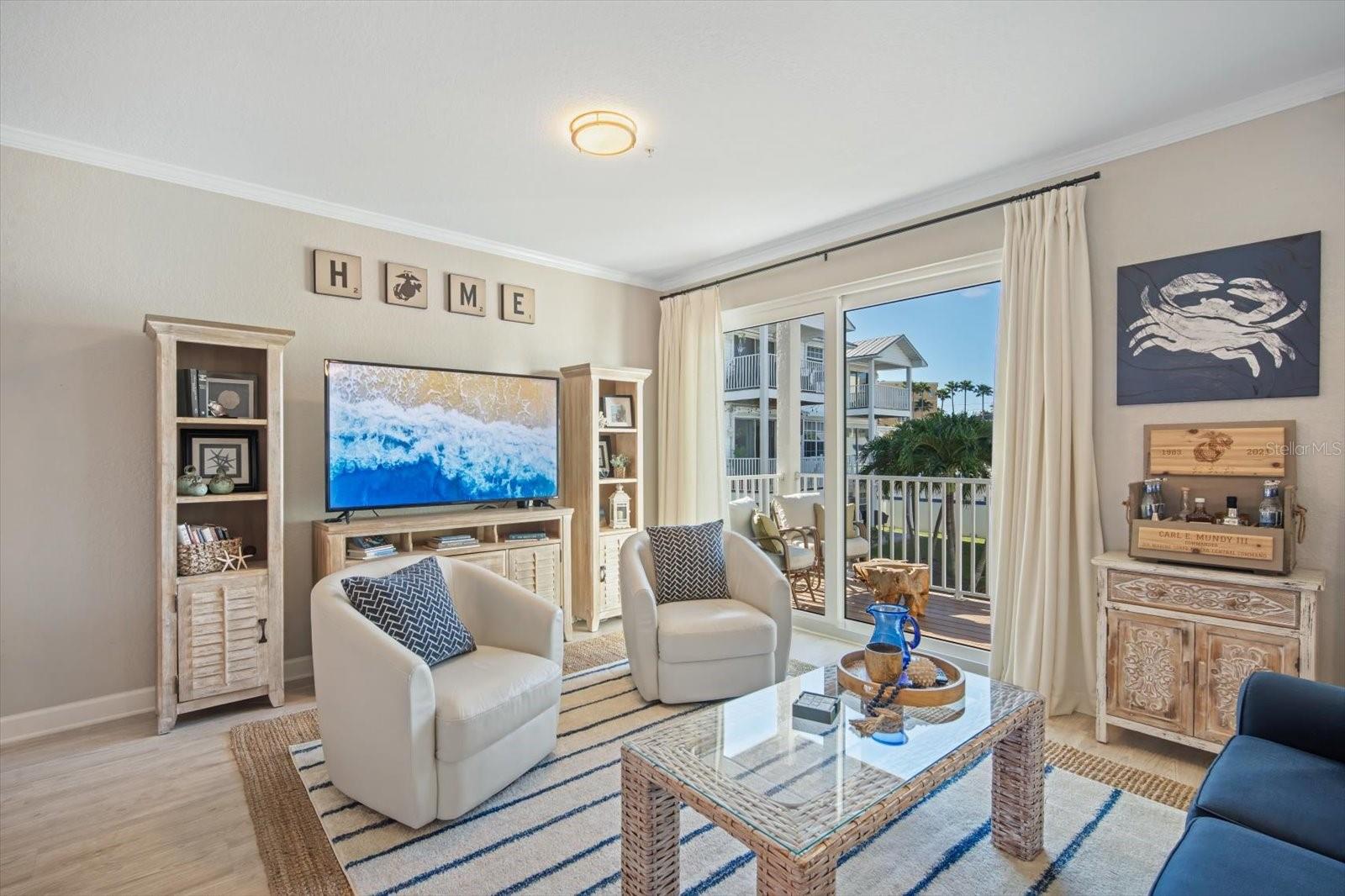 135 Bath Club Circle, FL