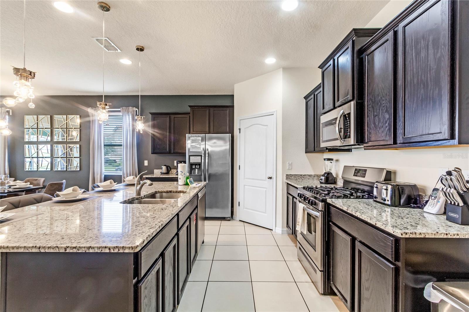 6070 Broad Oak Drive, FL