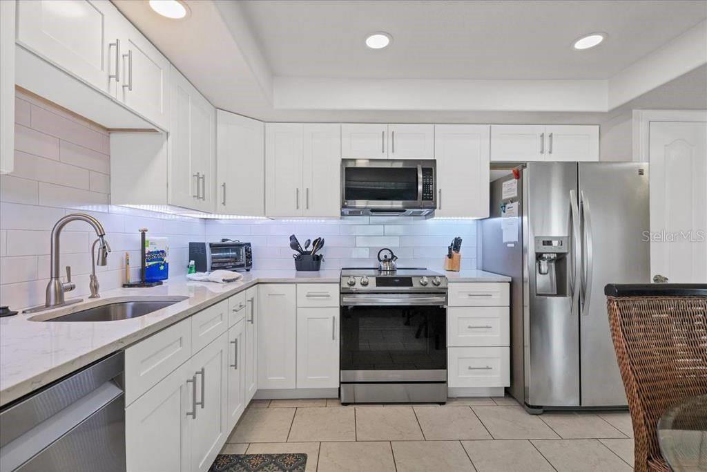 6154 Midnight Pass Road, FL
