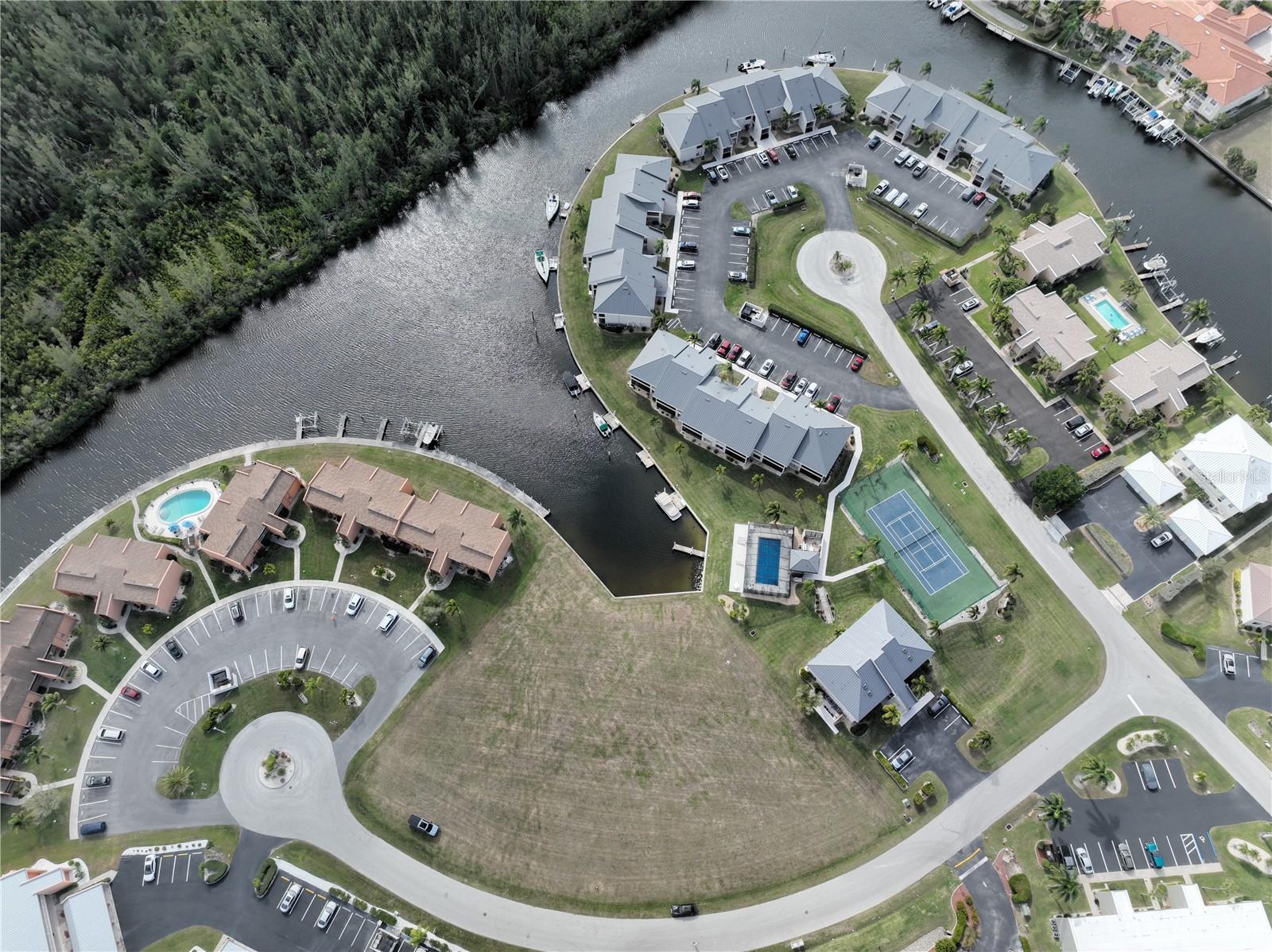 1341 Rock Dove Court, FL