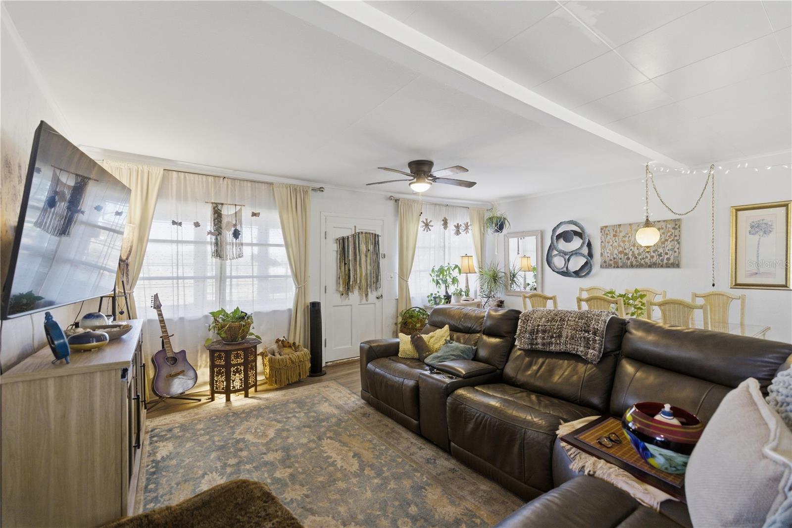 872 Lake Shore Terrace, FL