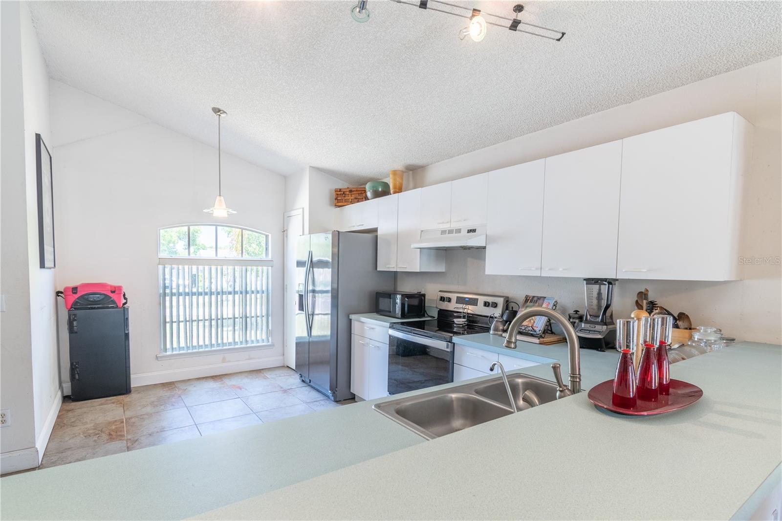 5501 Chatham Woods Court, FL