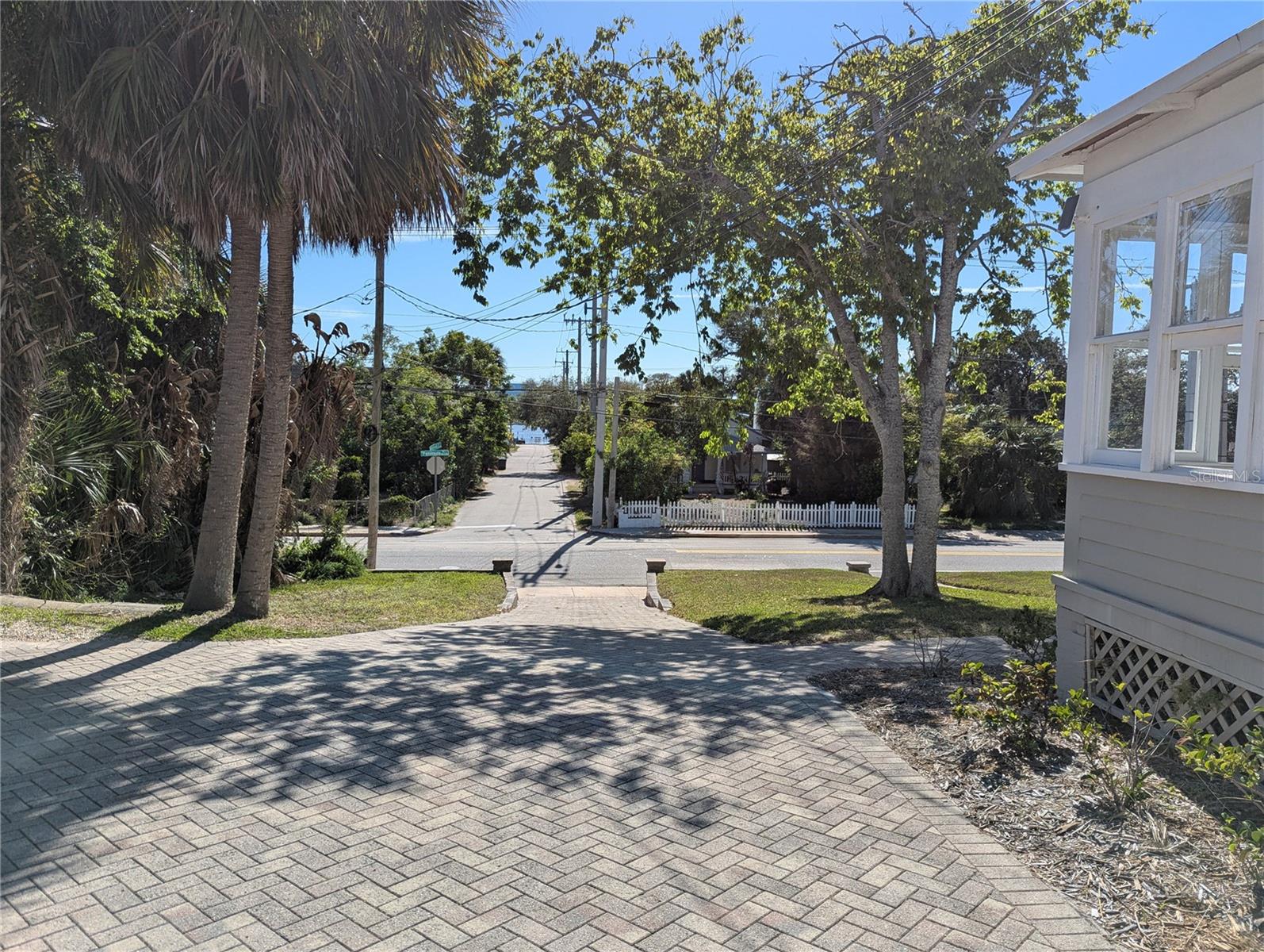 127 Peninsula, FL