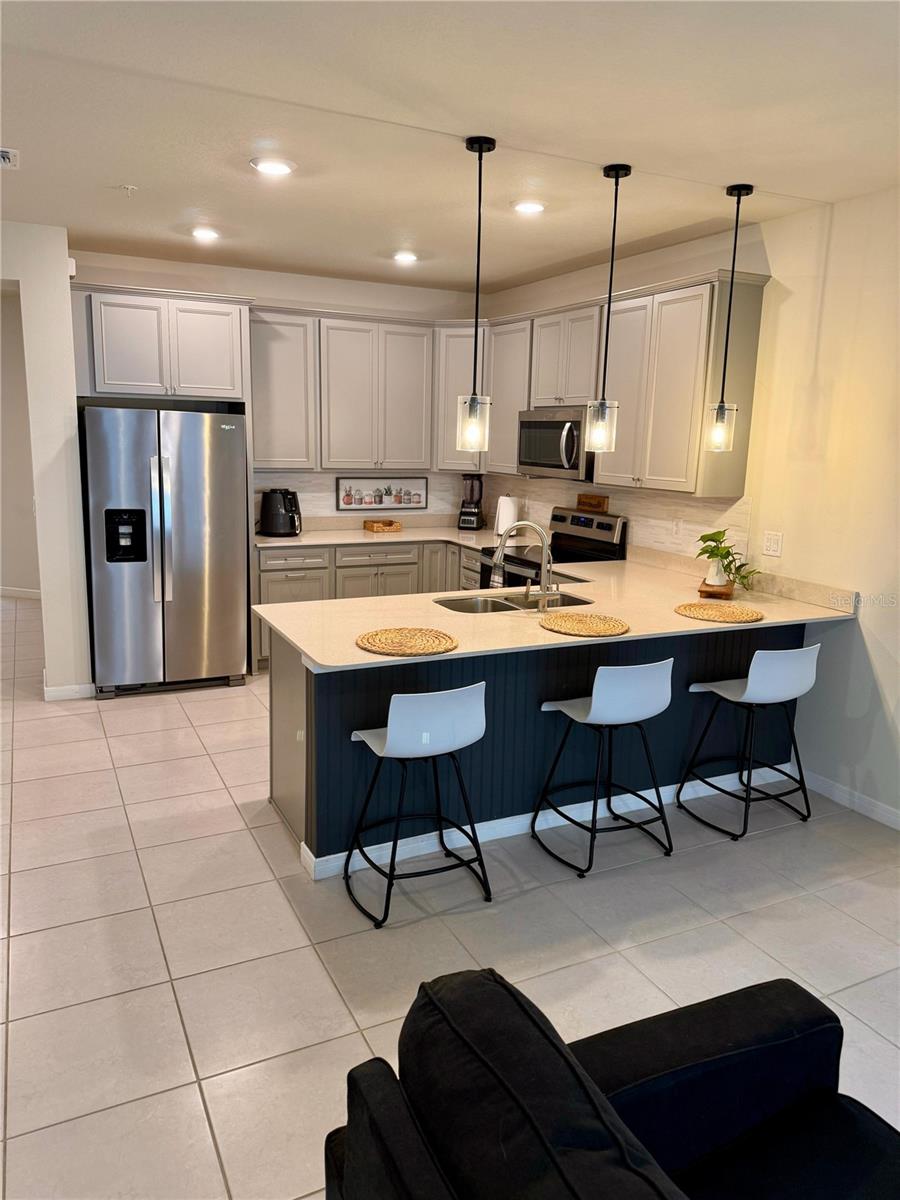 10923 Leafshore Loop, FL