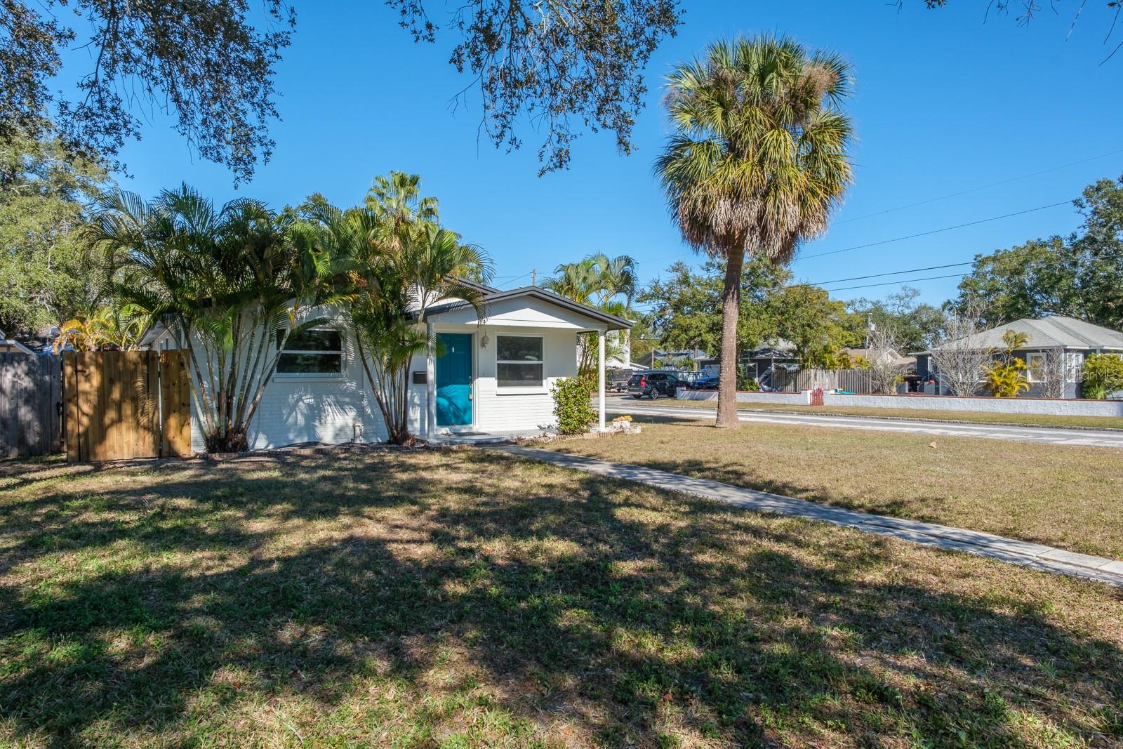 301 43rd Avenue, FL