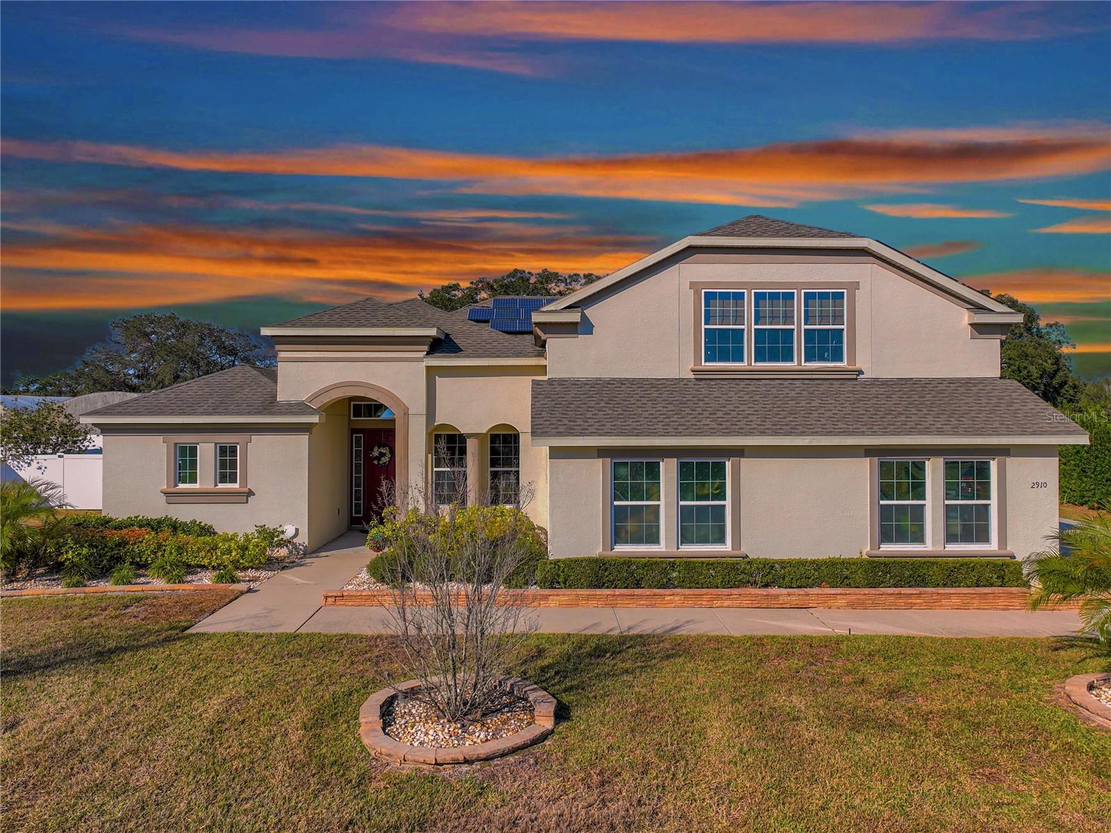 2910 Sand Oak Loop, FL
