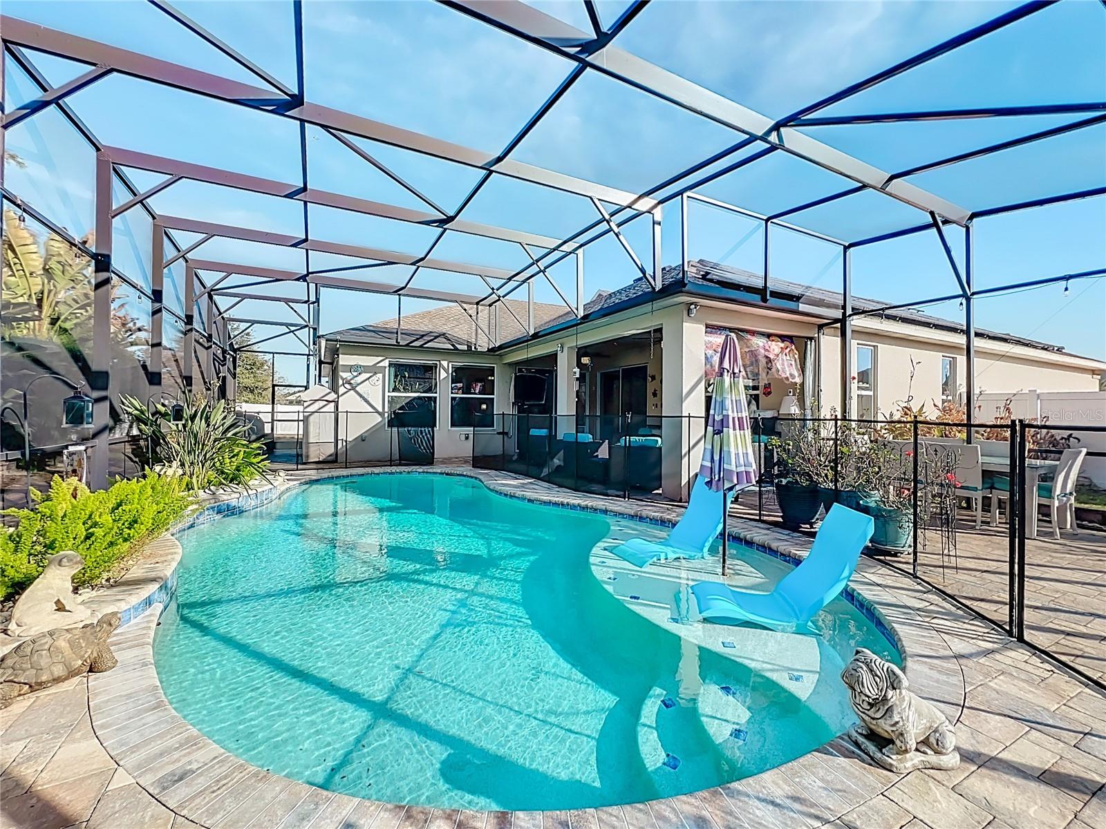 2910 Sand Oak Loop, FL
