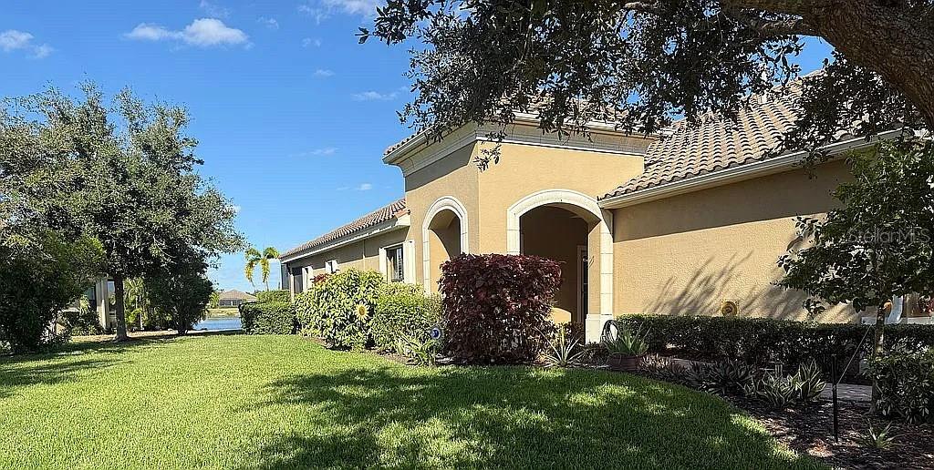 1320 Backspin Drive, FL