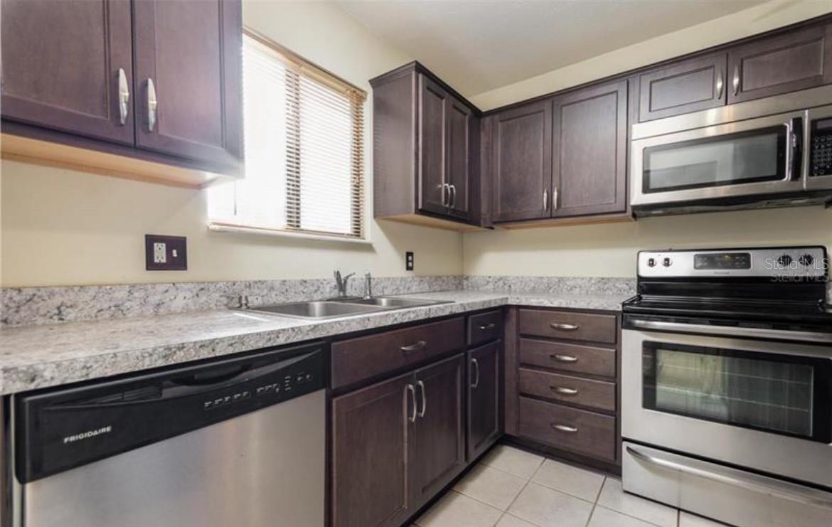 2300 Sw 43rd Street, FL