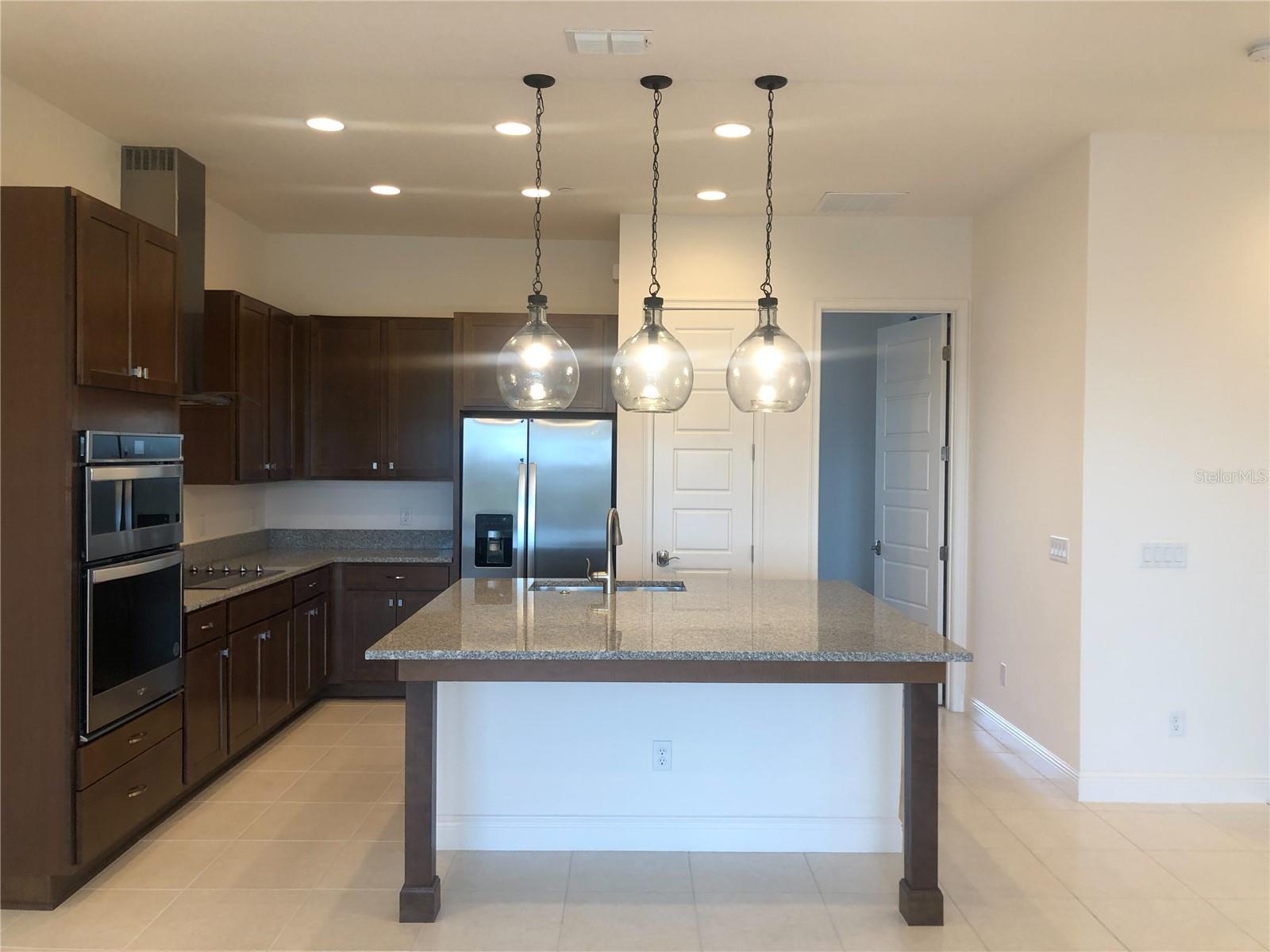 10090 Sunnifa Alley, FL