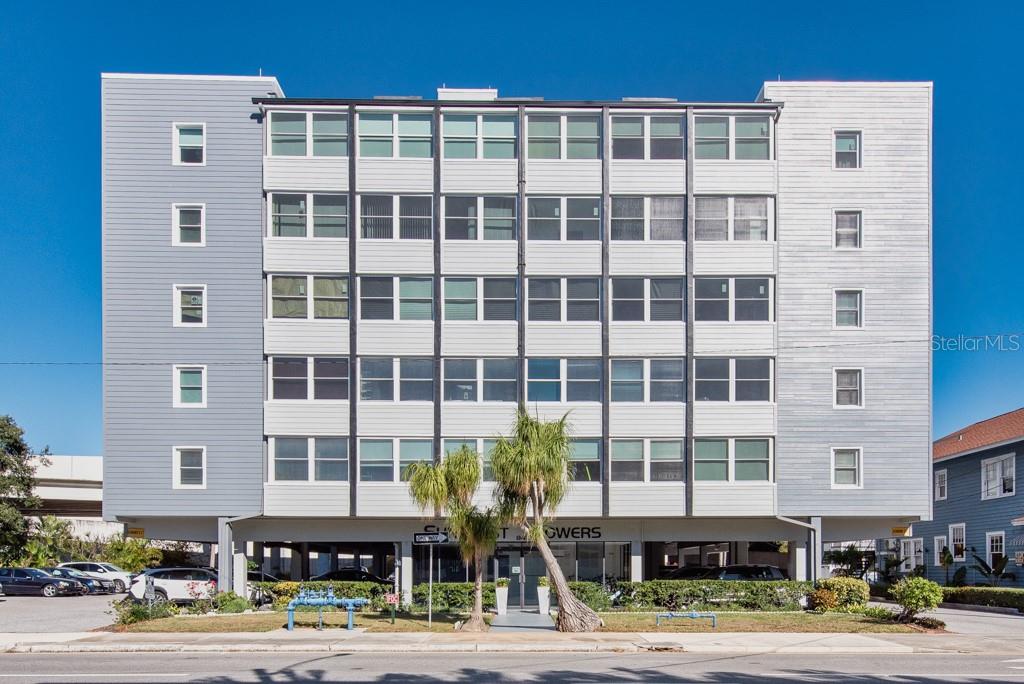 841 4th Avenue, FL