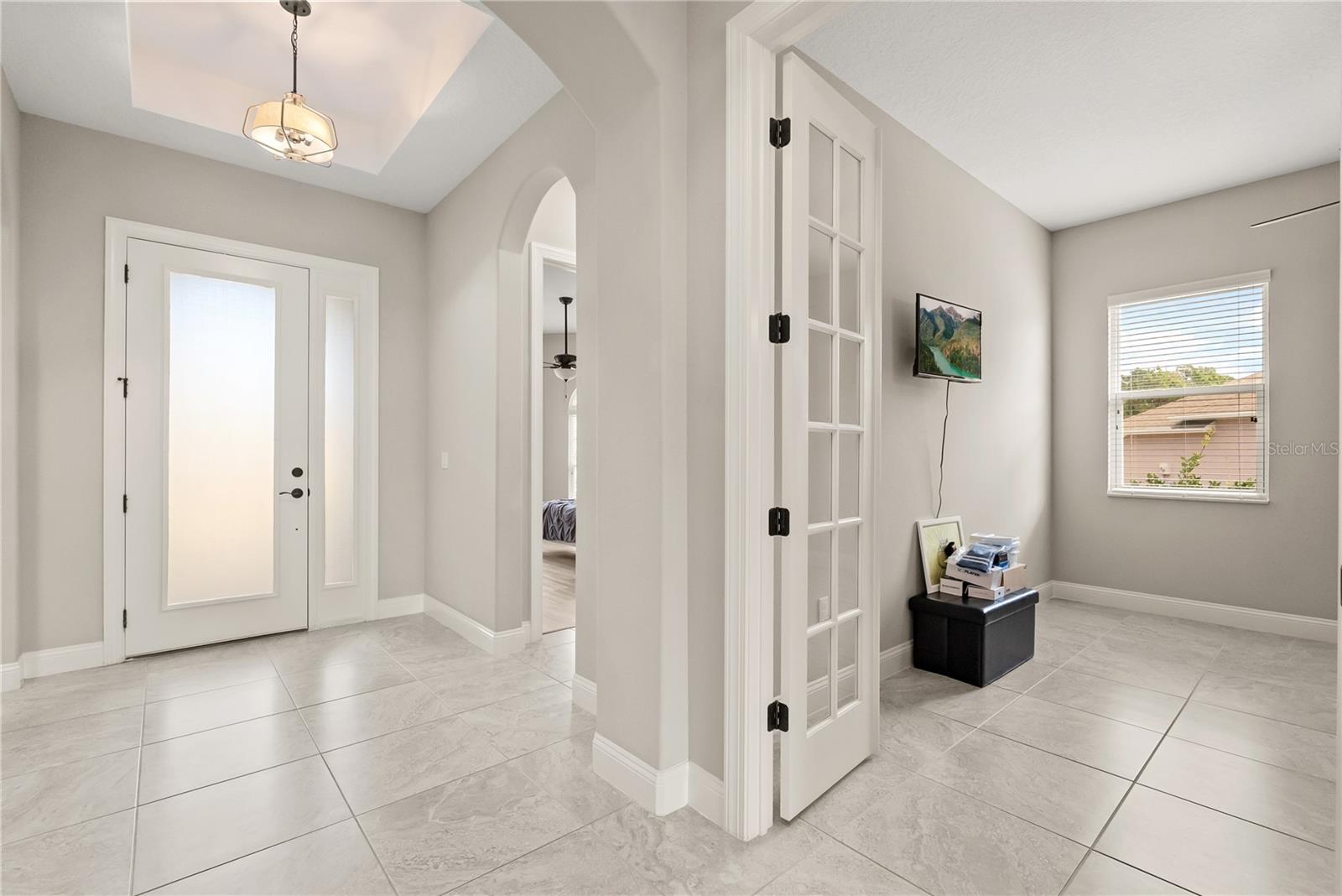 208 Heron Drive, FL