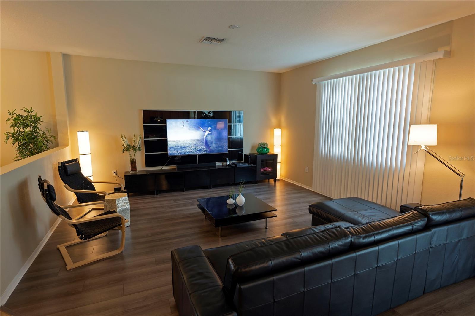 1039 Tourmaline Drive, FL