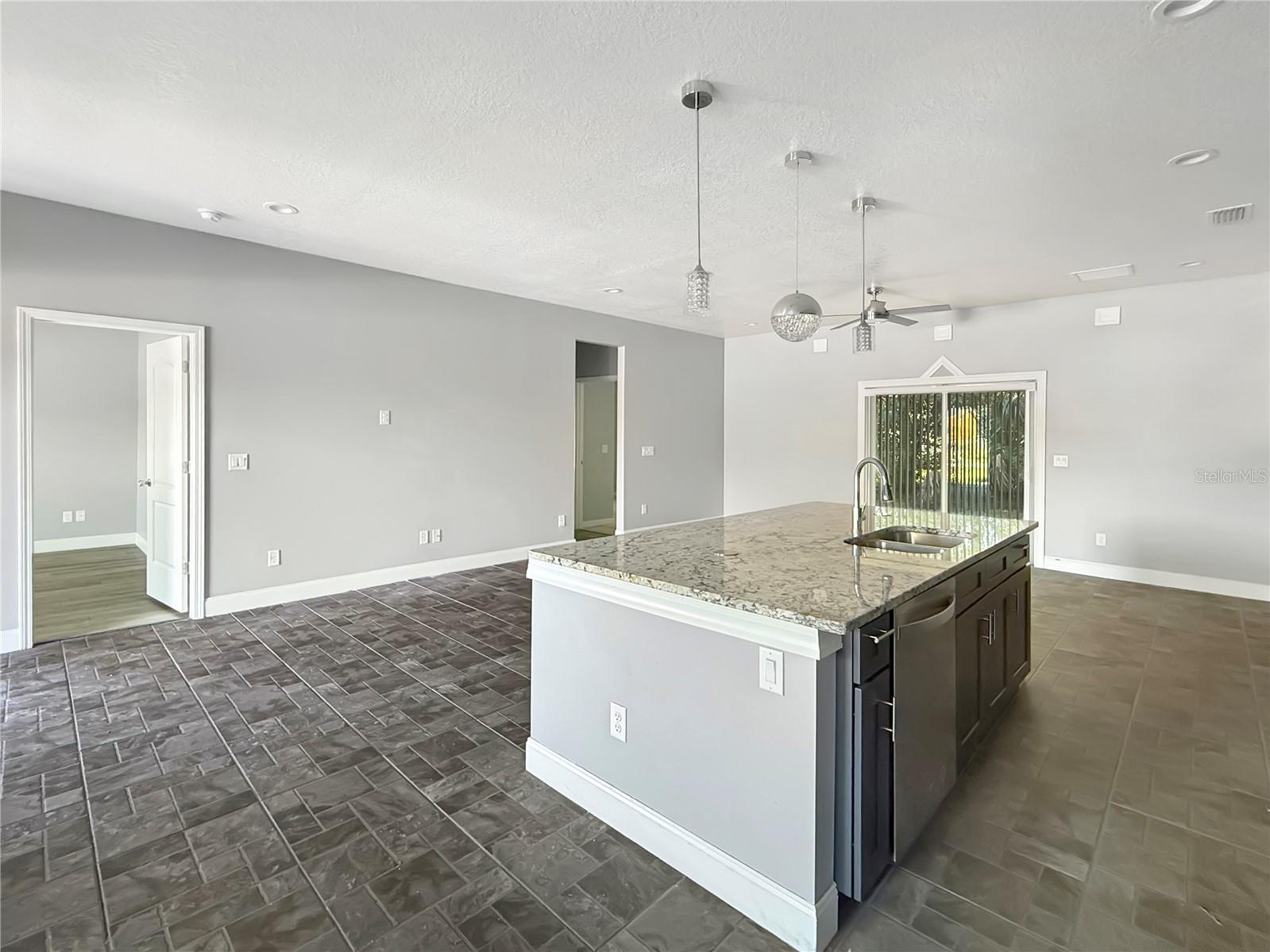 141 Scott Drive, FL