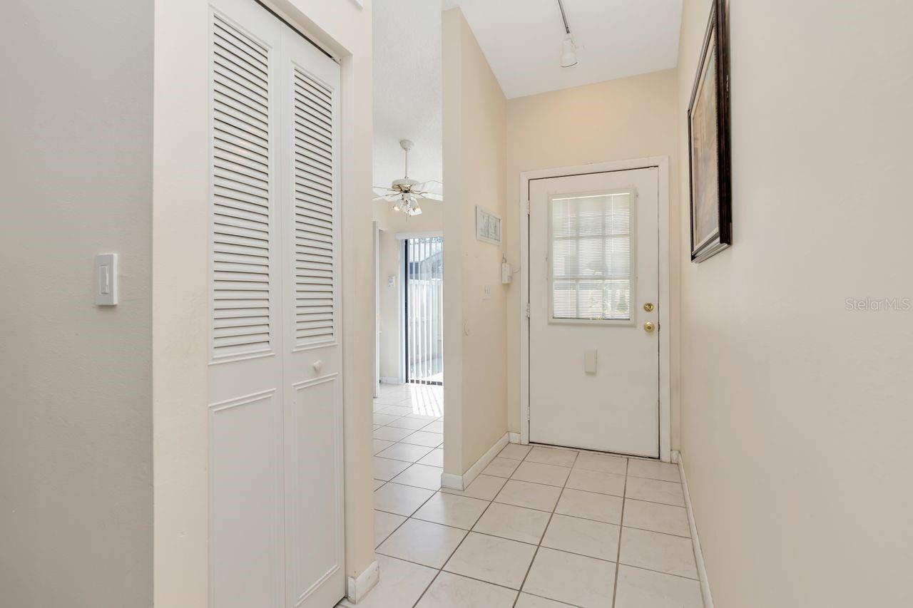 3113 Lake Pine Way, FL