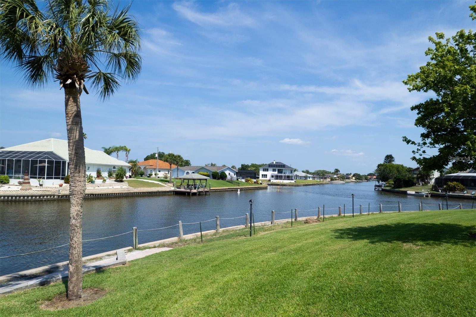 44 Club House Drive, FL