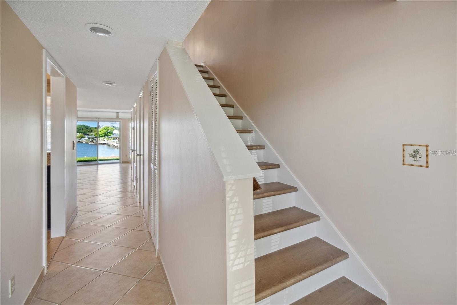 44 Club House Drive, FL