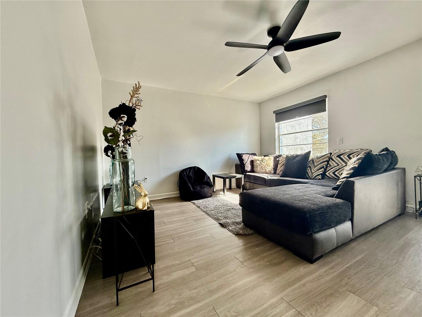 2507 Alafaya Trail, FL