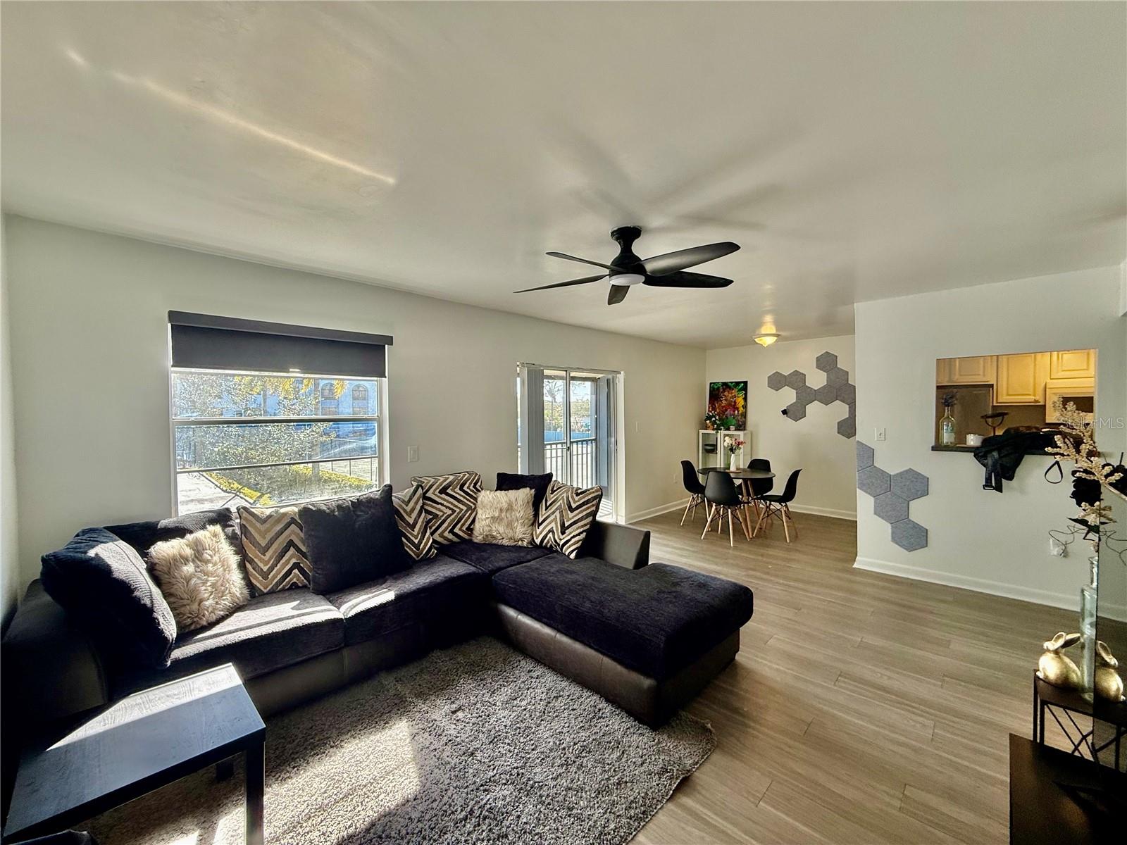 2507 Alafaya Trail, FL