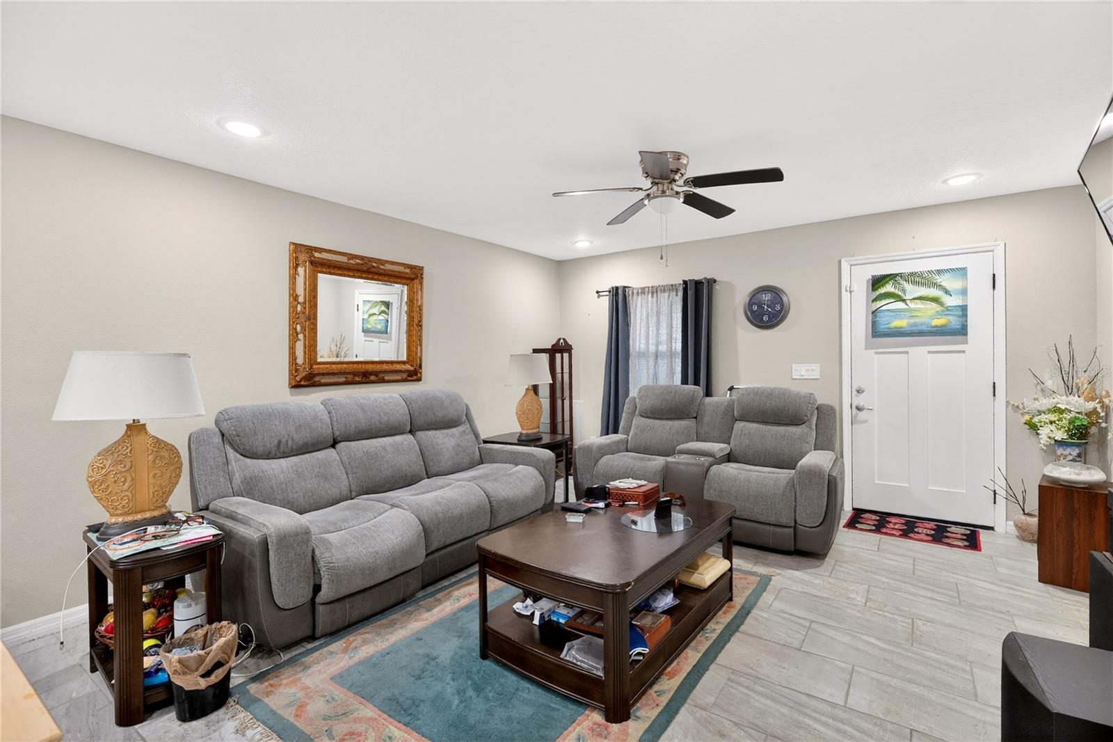 1127 Avenue J, FL