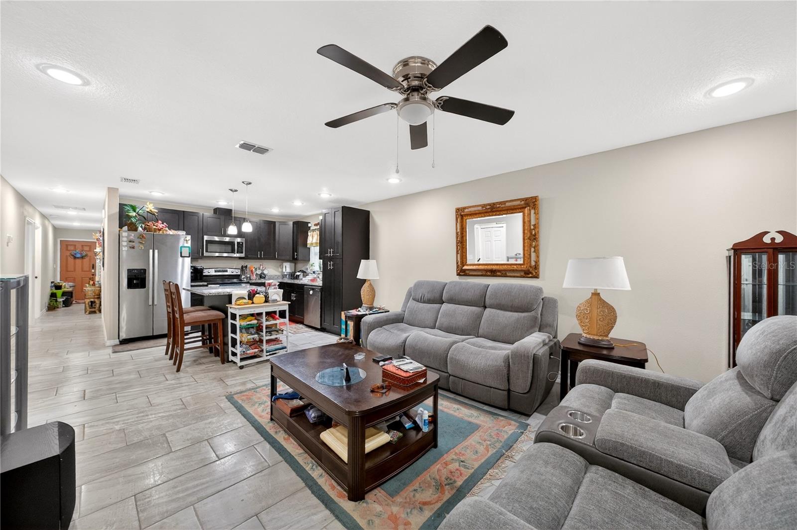 1127 Avenue J, FL