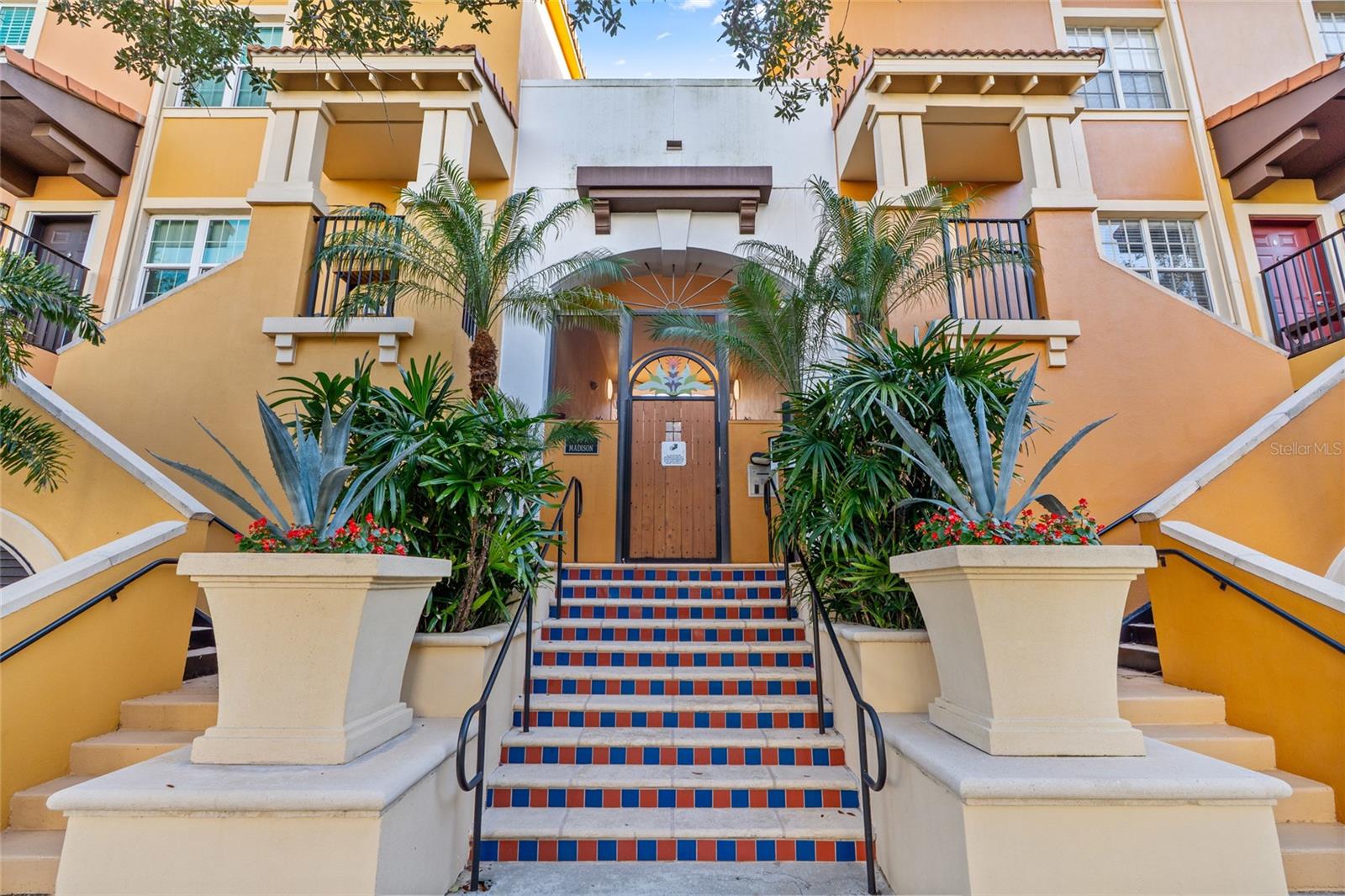 100 4th Avenue, FL