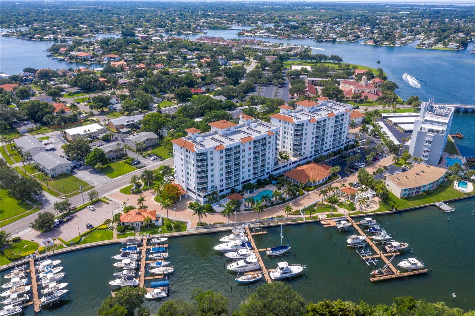 1325 Snell Isle Boulevard, FL