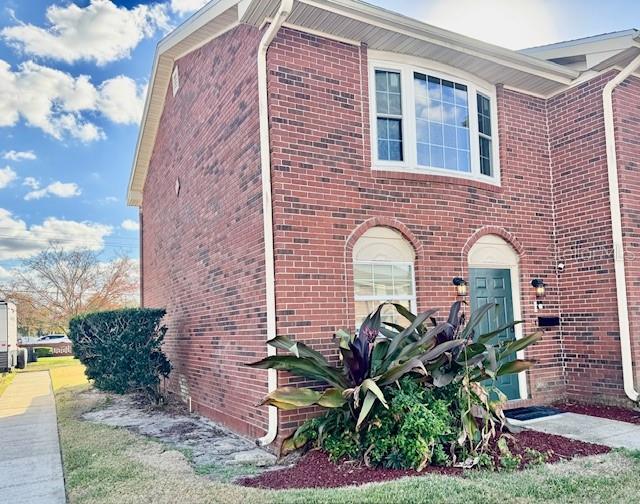 1920 Edgewood Dr E, FL