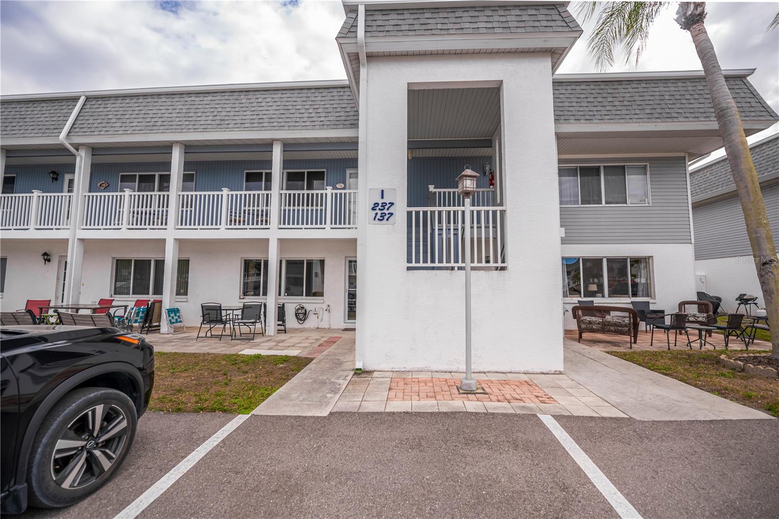 22375 Edgewater Drive, FL