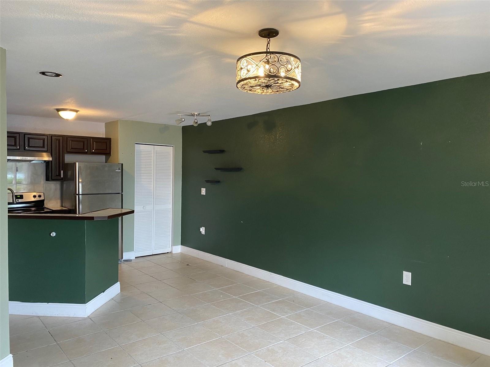 1916 Lake Atriums Circle, FL