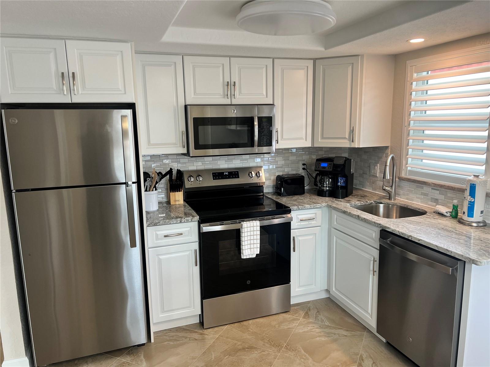 6154 Midnight Pass Road, FL