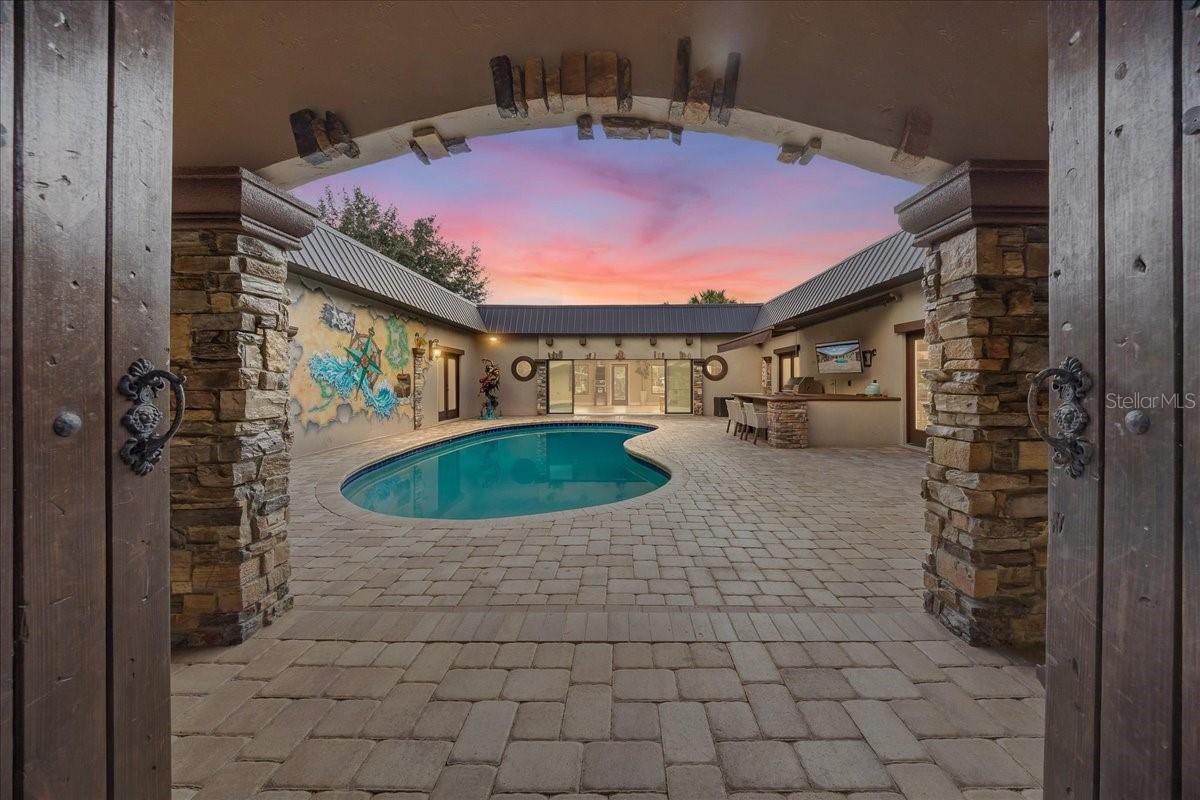 452 Paradise Point Road, FL