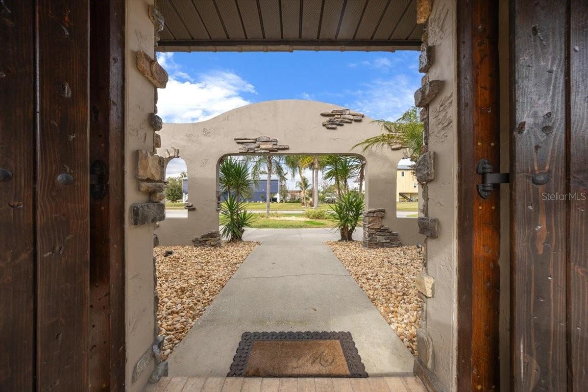 452 Paradise Point Road, FL