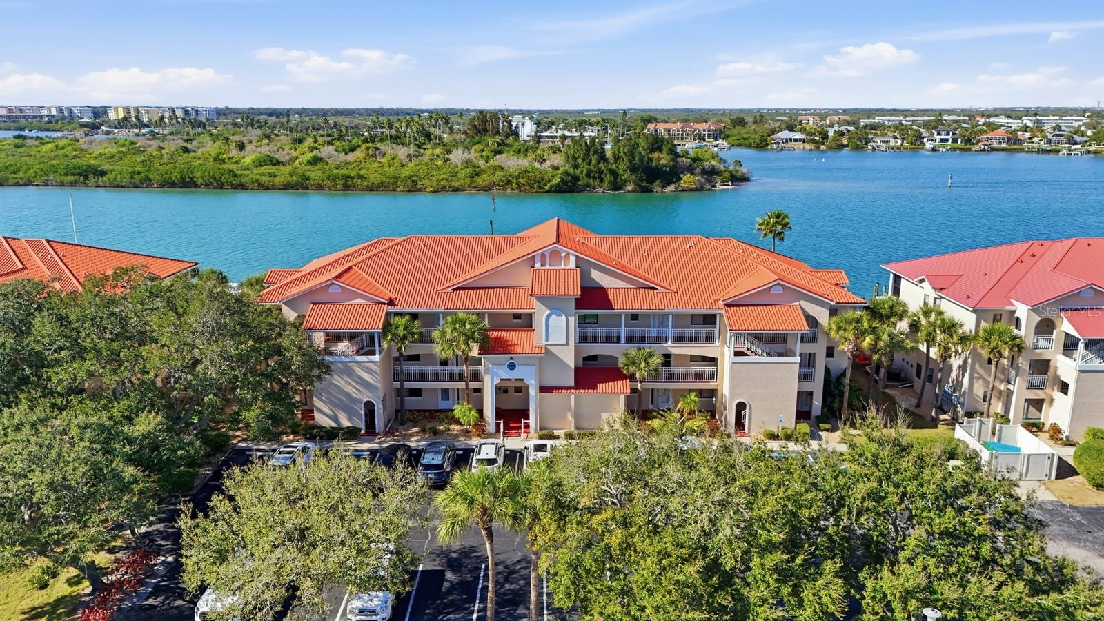 458 Bouchelle Drive, FL