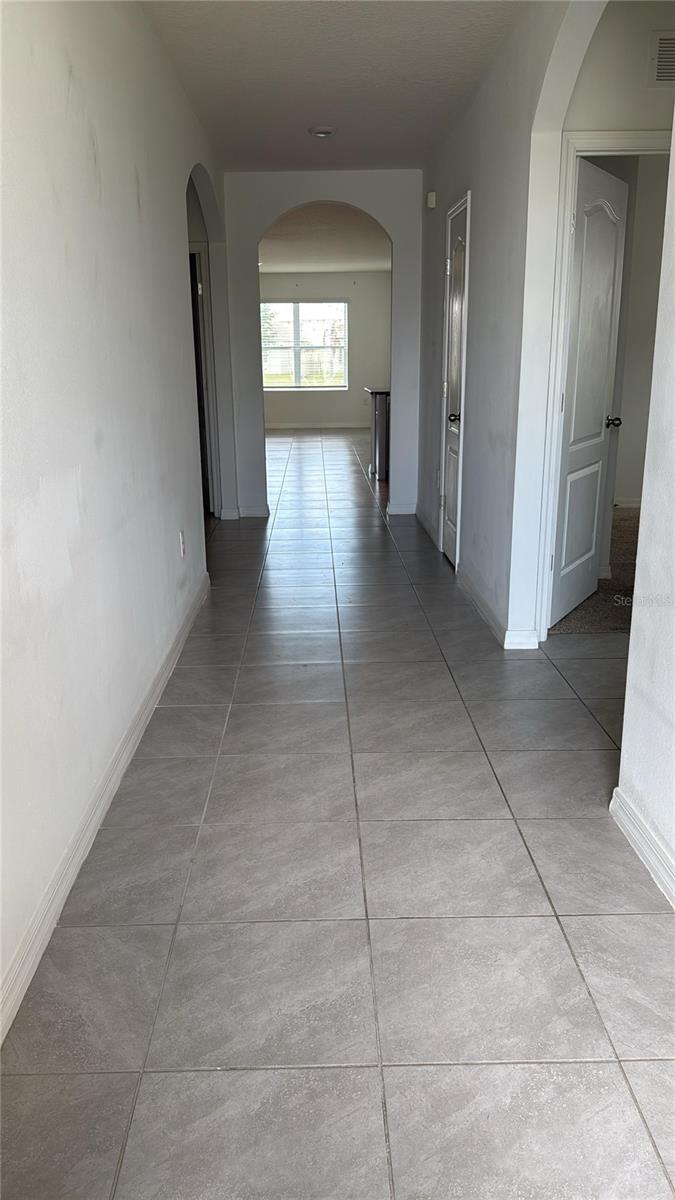 521 Nicken Grove, FL