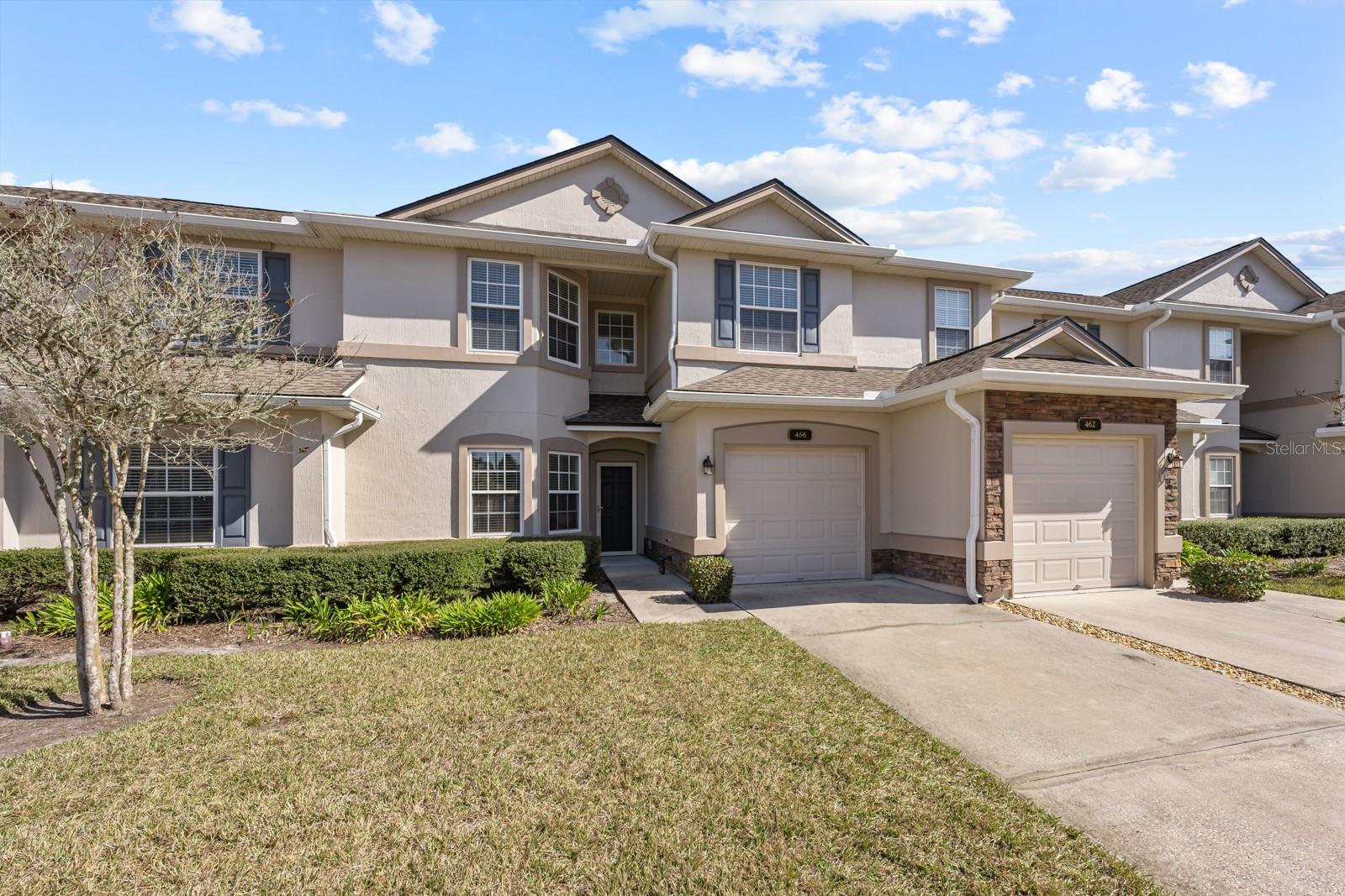 466 Wooded Crossing Circle, FL
