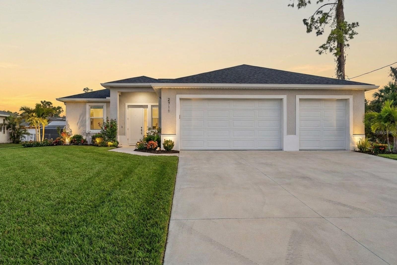 2711 Atwater Drive, FL