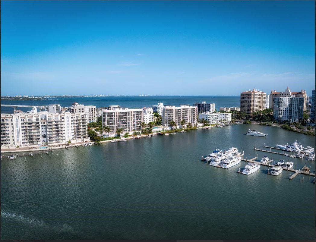 550 Golden Gate Point, FL