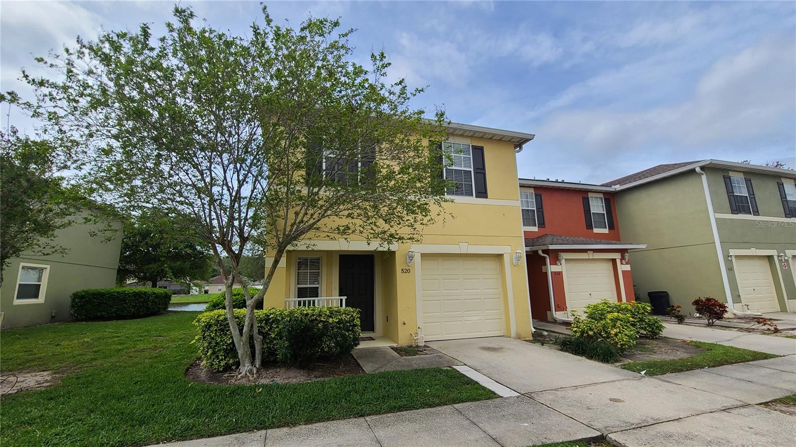 520 Cresting Oak Circle, FL