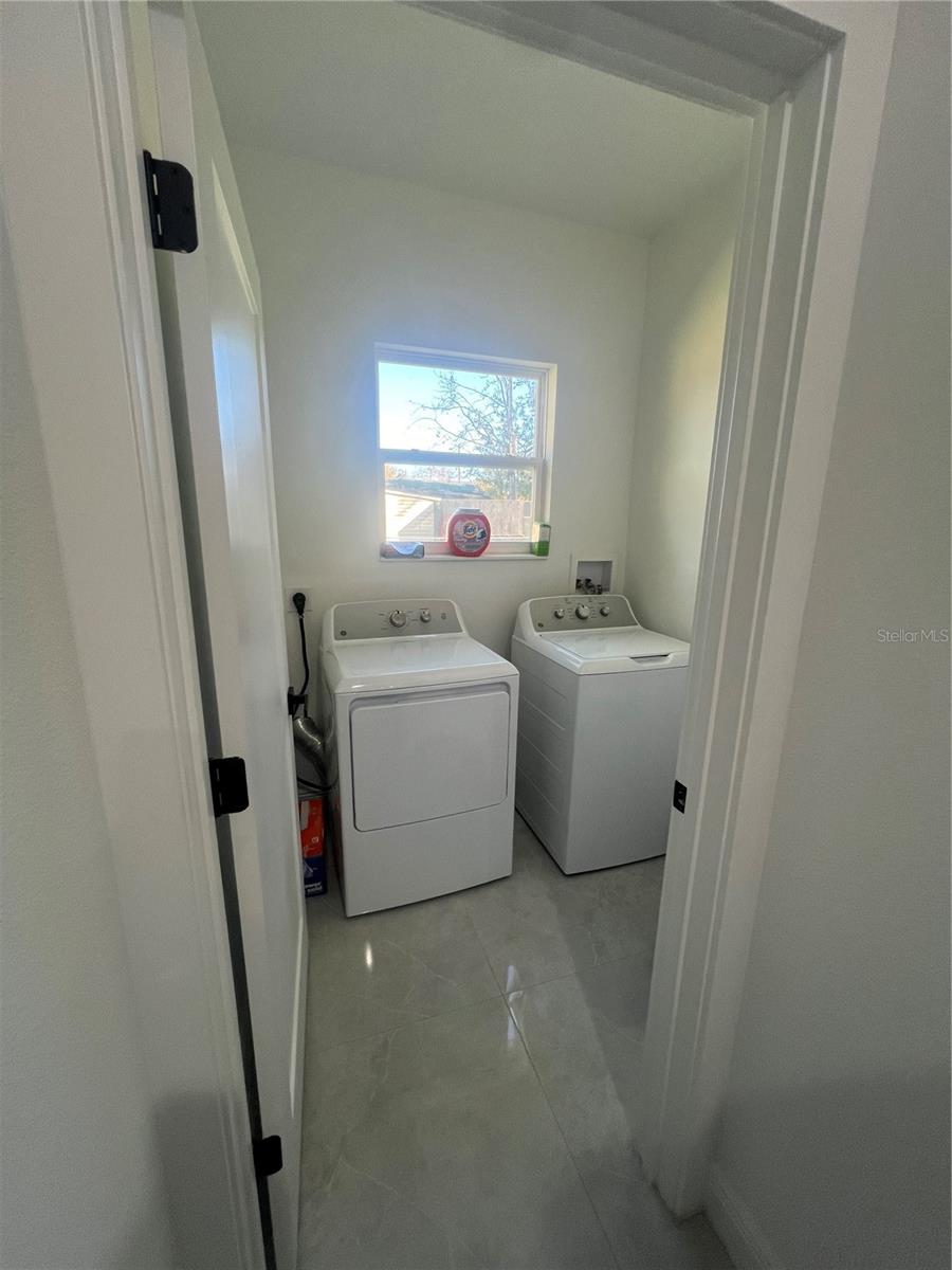 6425 Curtis Street, FL
