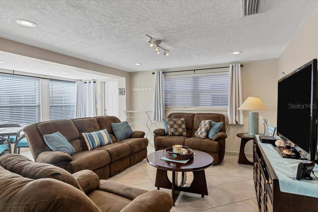 6154 Midnight Pass Road, FL