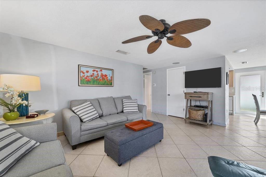 6154 Midnight Pass Road, FL