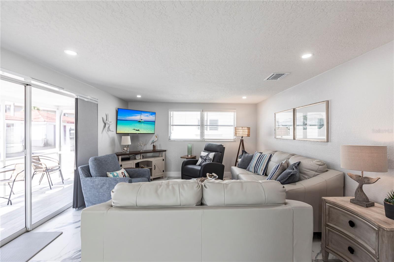6154 Midnight Pass Road, FL