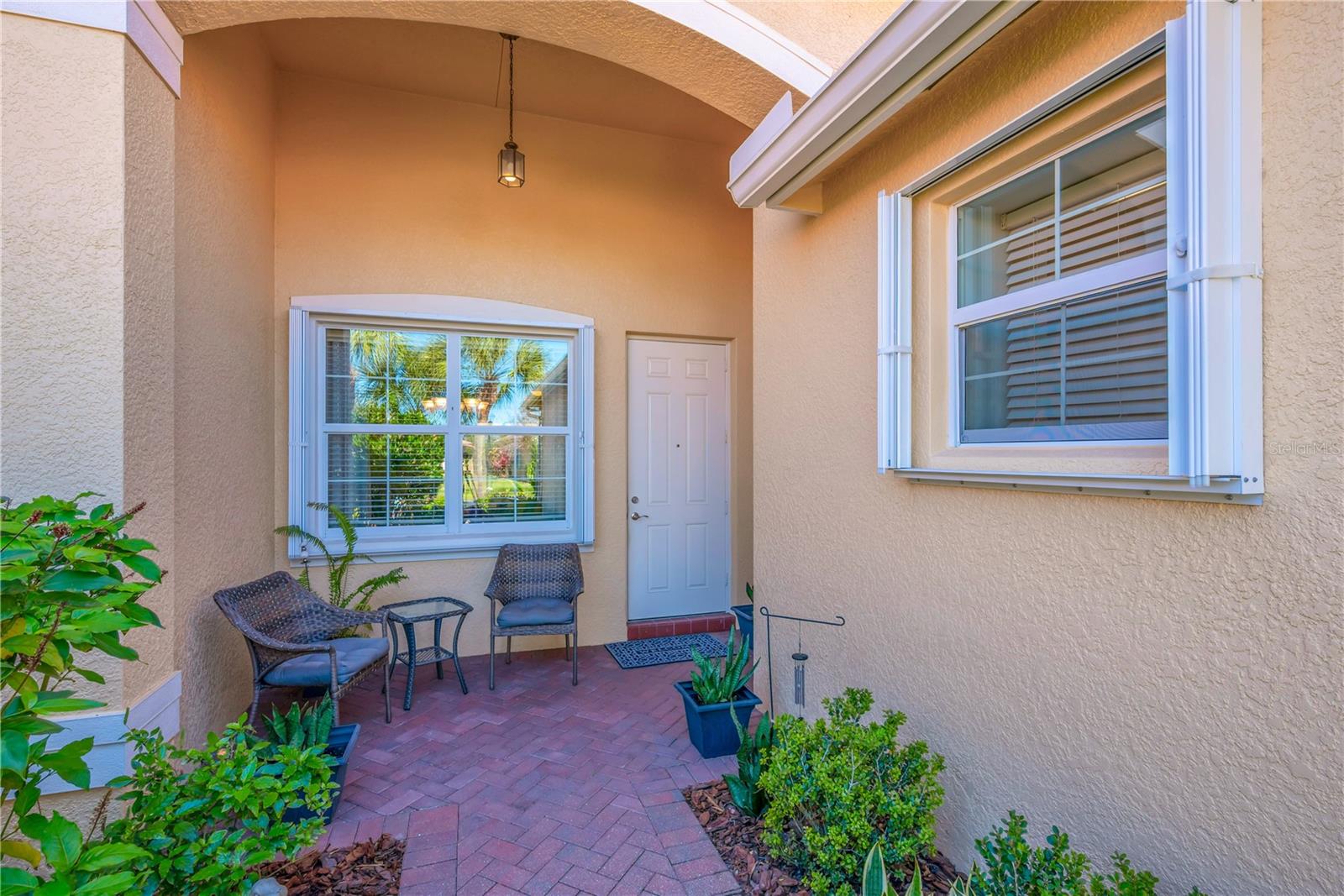 15814 Aurora Lake Circle, FL