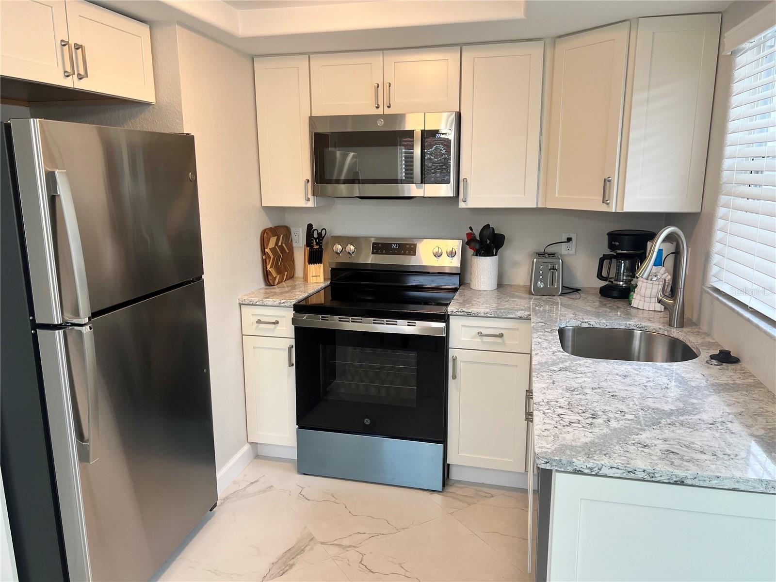 6154 Midnight Pass Road, FL