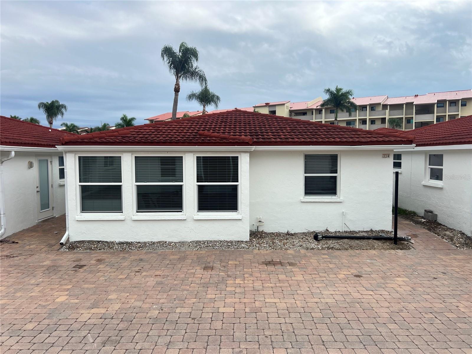 6154 Midnight Pass Road, FL
