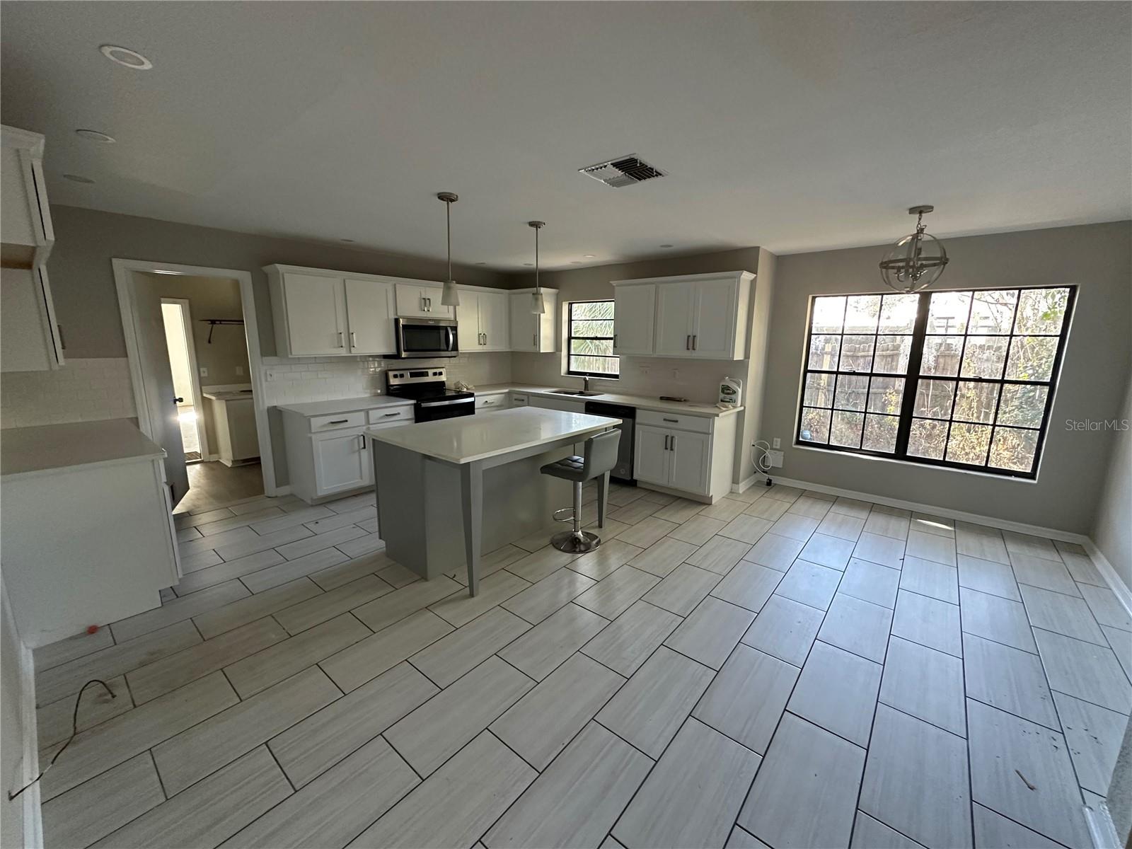 1423 Meadow Lark Road, FL